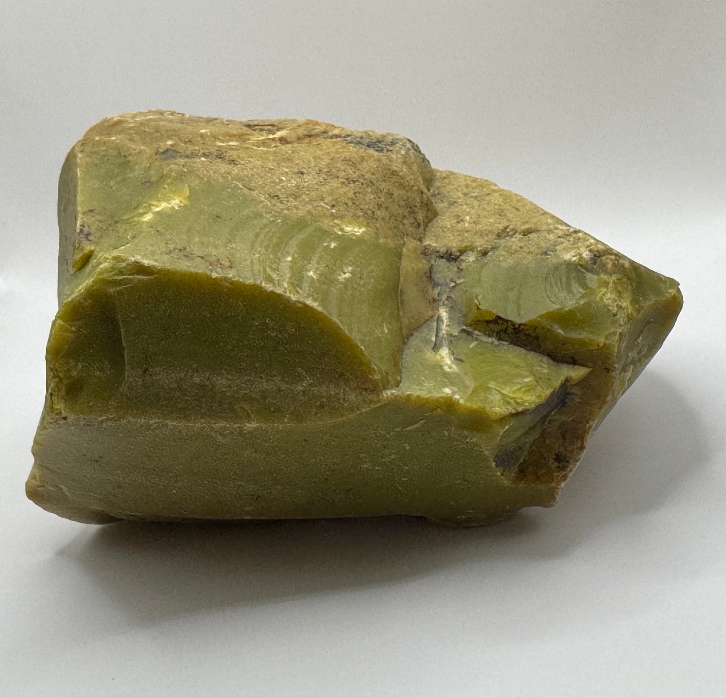深呼吸するグリーン:オリーブオパール原石|半研磨風/風化皮少なめ(約1.4kg)