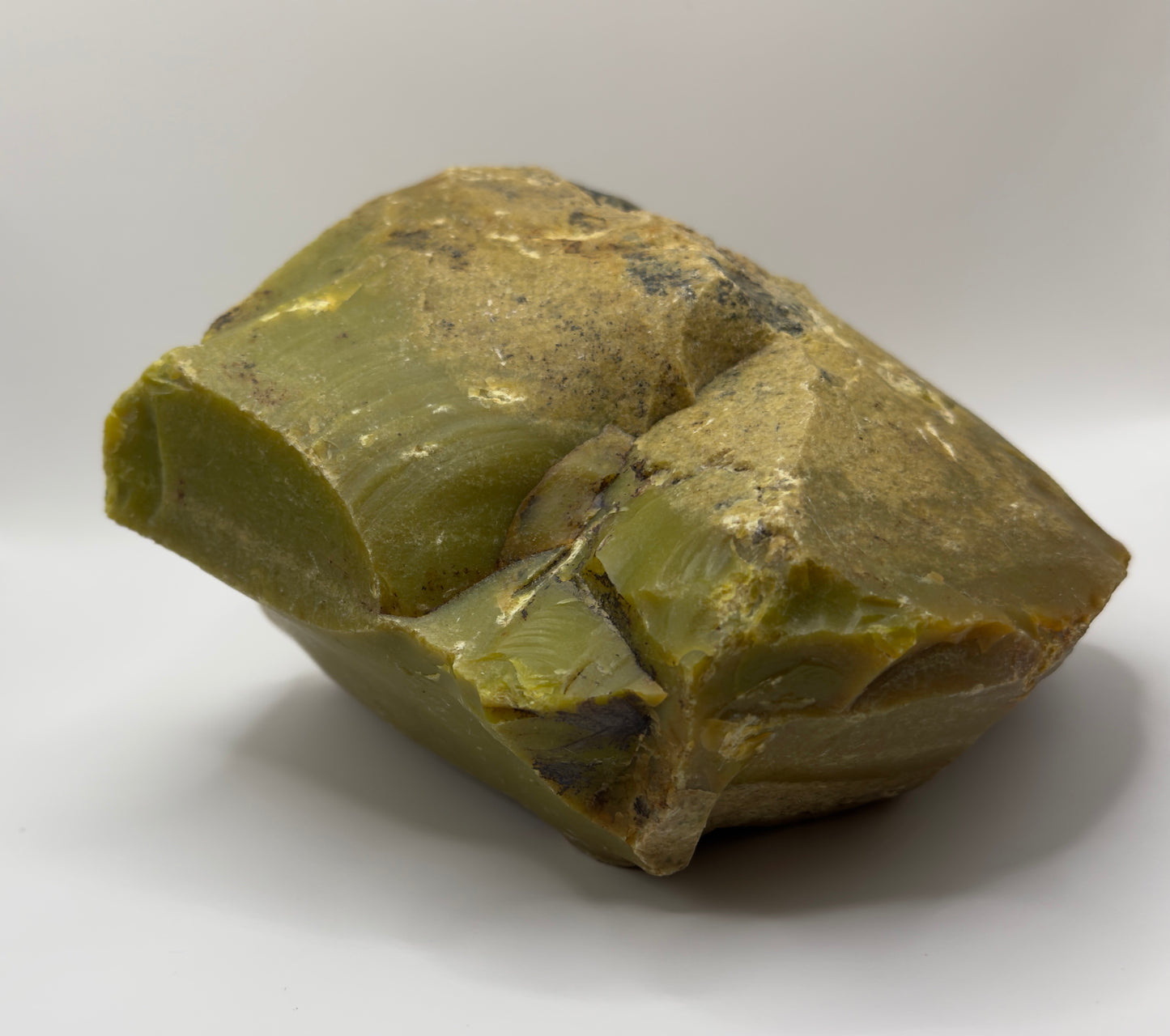 深呼吸するグリーン:オリーブオパール原石|半研磨風/風化皮少なめ(約1.4kg)